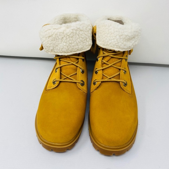 NEW**TIMBERLAND*Jayne Boots**US 6, 7, 9.5**$160 - Picture 2 of 7